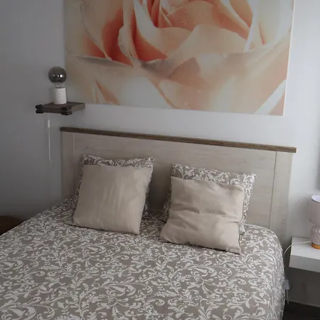 Stone Rose House Apartamento