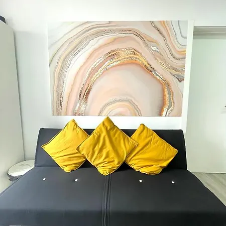 Stone Rose House * Nazaré