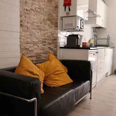 Stone Rose House Apartmán