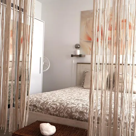 Stone Rose House * Nazaré